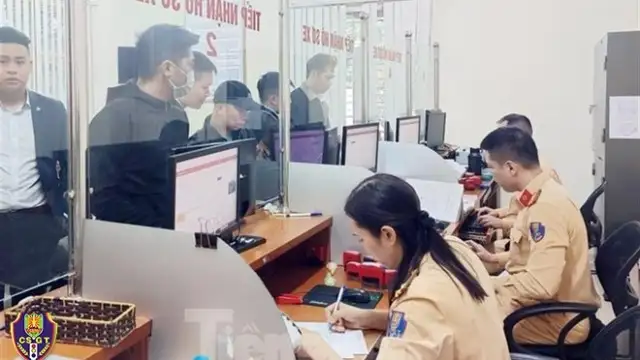 cong an tp hcm se cap doi giay phep lai xe cho nguoi dan tai phuong xa thi tran tu 17 3 w3GZ